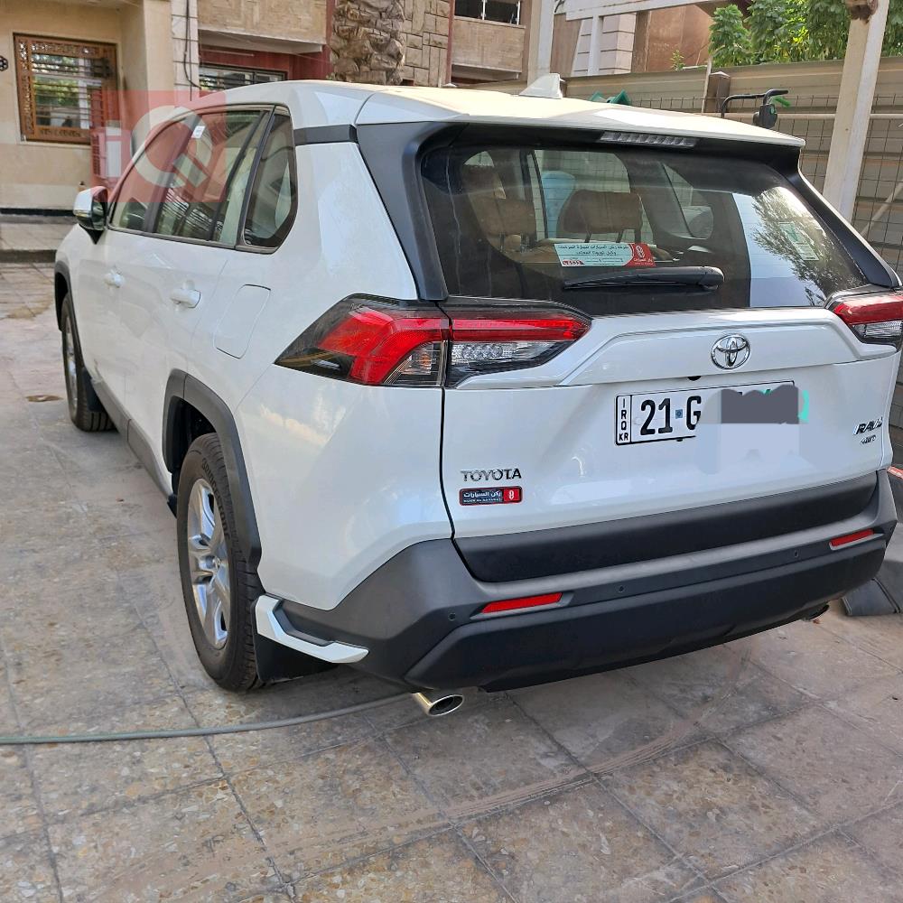 تويوتا راف 4